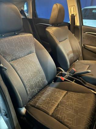 HONDA FIT 1.5 LX 16V FLEX 4P AUTOMÁTICO